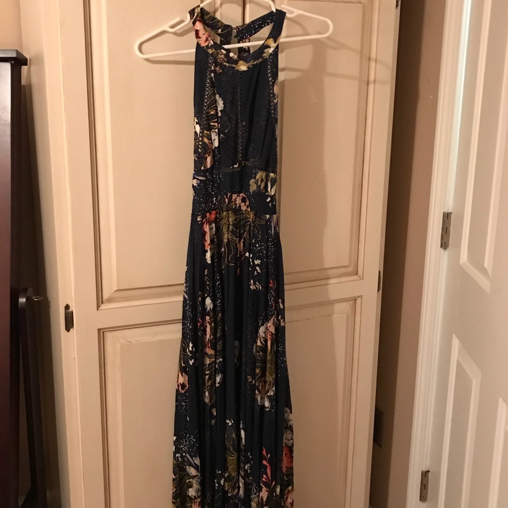 NWOT flowered maxi dress.